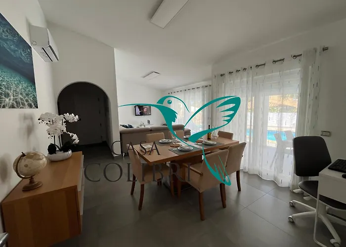 Casa Colibri I Luz